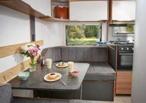 Bailey Discovery D4-3 Dinette